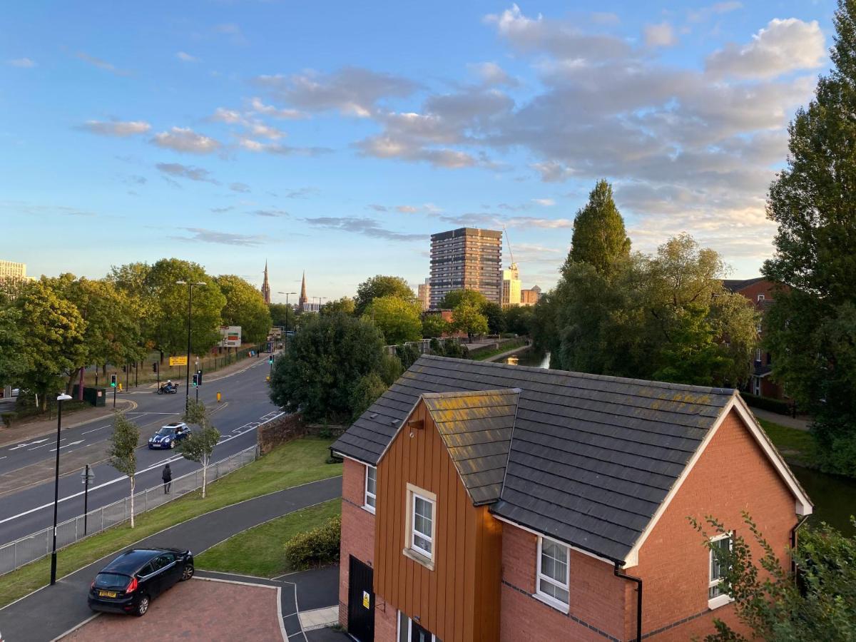 Cathedral View Apartment Coventry Luaran gambar